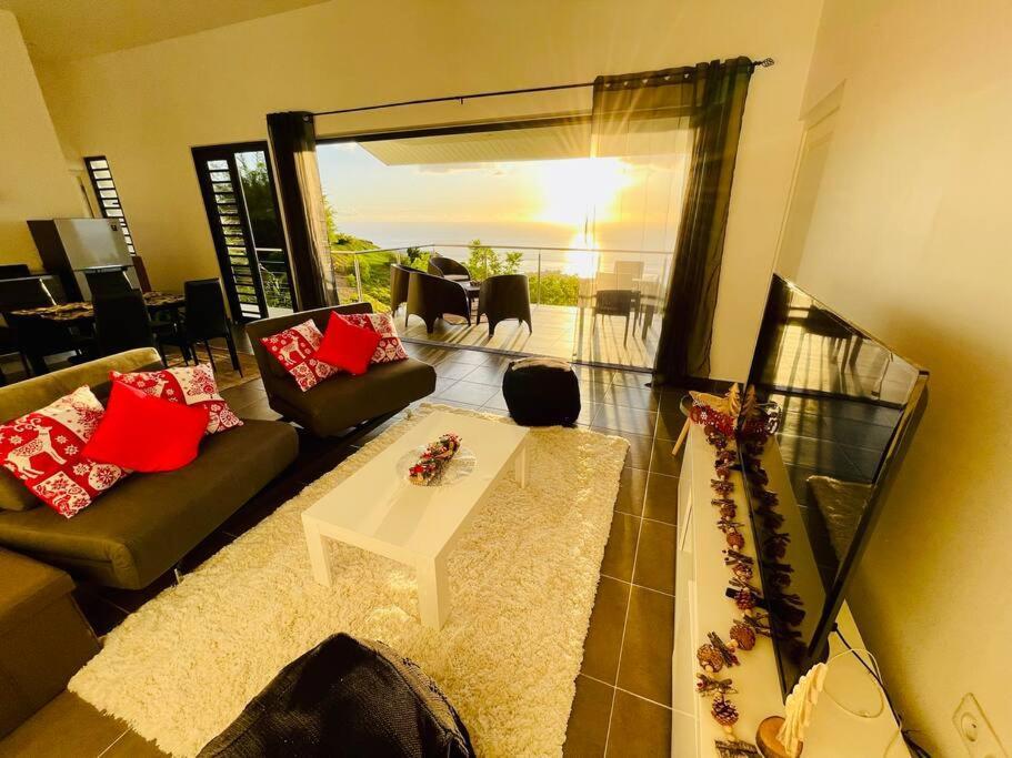 Tahiti Moeatama : Villa Nui Avec Piscine Privee Папеэте Экстерьер фото